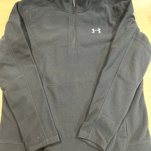 Under Armour Cold weather Fleece. - Picture 2 of 3